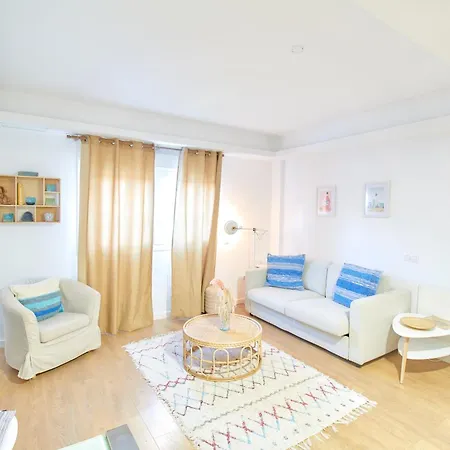 With Workspace, Rooftop & Parking Apartment *