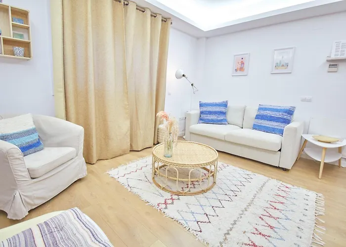 Apartment With Workspace, Rooftop & Parking